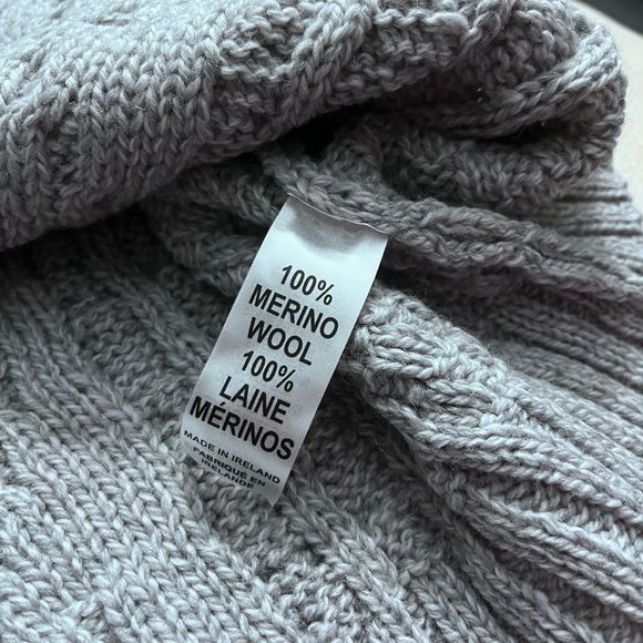 NWT - Aran Mor Ireland Women’s 100% Merino Wool Turtleneck Cable Sweater -Size L - Picture 12 of 12